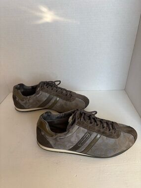 Y2K Coach Katelyn Monogram Signature Lace Up Sneakers Women’s size 8